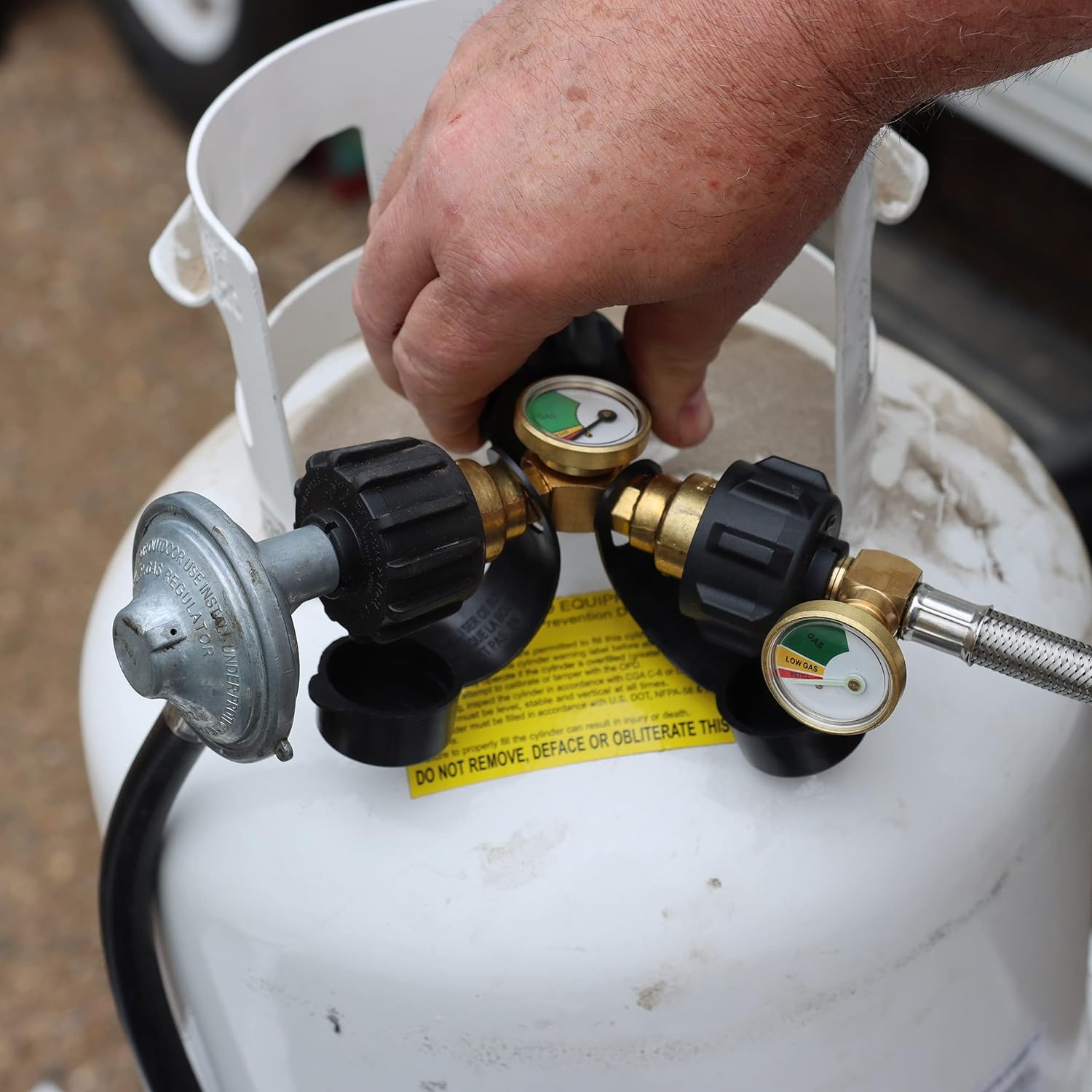 thumbnail interactive-video image 1 of Propane Y Splitter Adapter With Gauge – LP Gas Tank Hose Dual Tee Connector Valve, Brass 1 of 4
